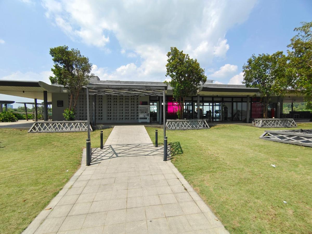 Kanvas Soho Cyberjaya/Netflix/Gym/Jacuzzi/Klia Exteriör bild